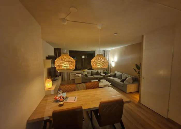 Kintsugi Apartment *